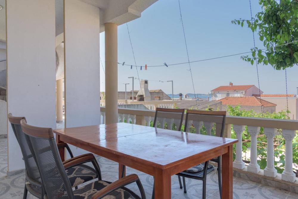 Rasin Apartments Pakoštane Exteriér fotografie