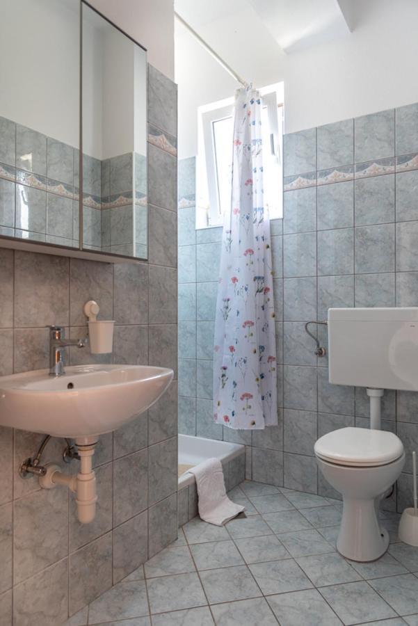 Rasin Apartments Pakoštane Exteriér fotografie