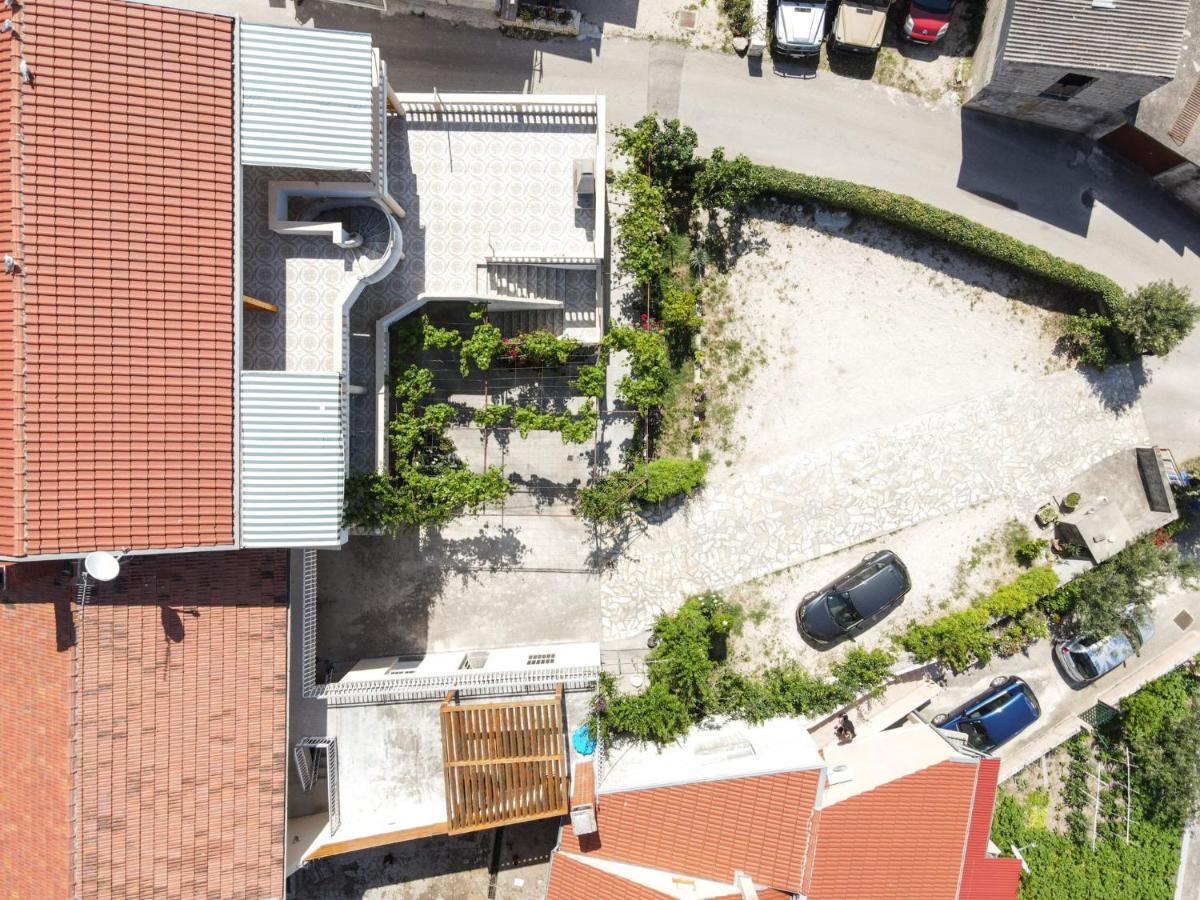 Rasin Apartments Pakoštane Exteriér fotografie