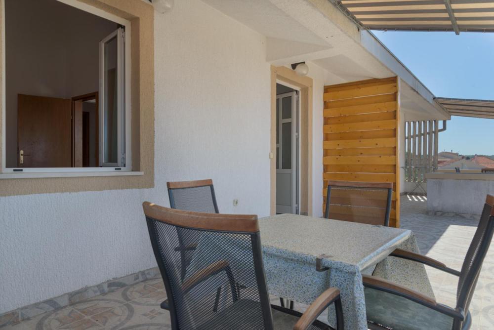 Rasin Apartments Pakoštane Exteriér fotografie